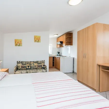 Delic Pejic 4 By Interhome Апартаменты *