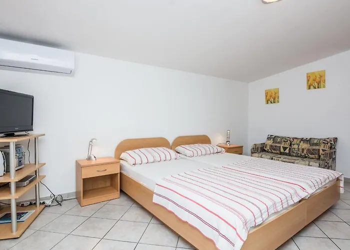 Delic Pejic 4 By Interhome Апартаменты *